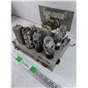 Image 4 : Old Used Arcadia Battery Radio Chassis w/Tubes - As Is