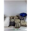 Image 1 : (6) Curtains 70" x 35, Laundry Hamper , Shower Curtain