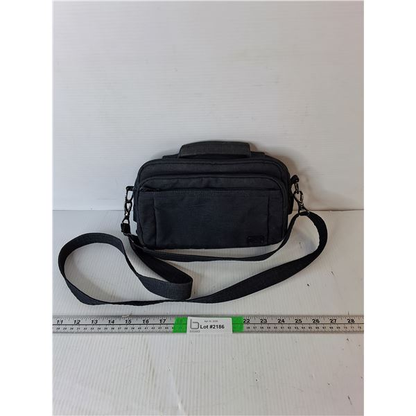 Lug Purse- Pet Hair