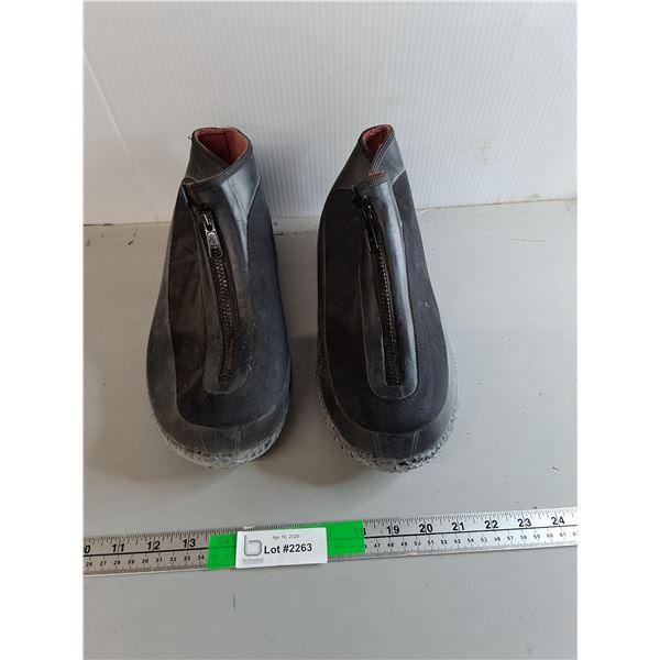 Men's Acton Overshoes-9