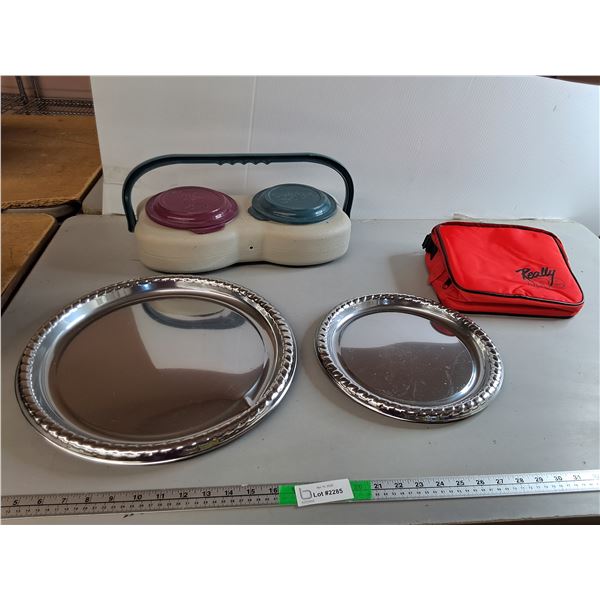 Lunchkit, Plastic Serving Trays Up to 15.5", Portable Dog Dish Set