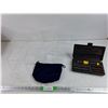Image 1 : Plastic Stands, Small Bag & Driver Bit Set