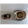 Image 2 : (2) Ceramic Saddle Figurines Up to 8"