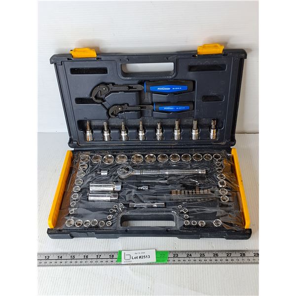 Mastercraft Universal Socket Set & Case