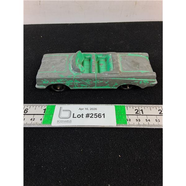 Vintage 1959 Tootsietoy Oldsmobile 88 Convertible