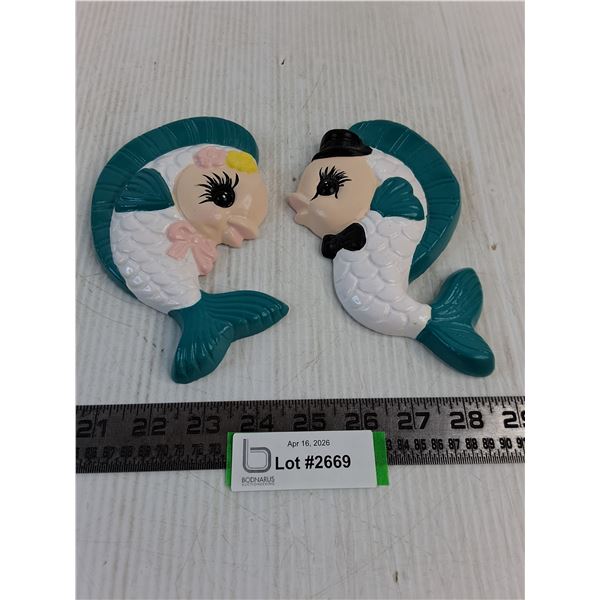 Set of 2 Vintage Chalkware 'Fish Couple'