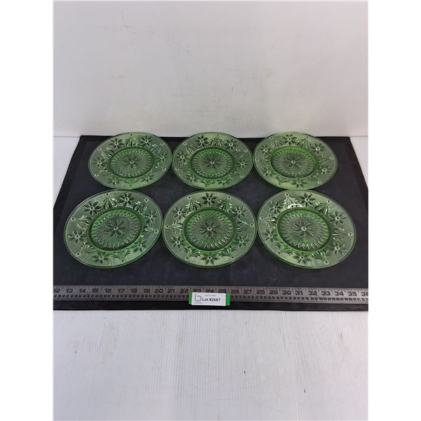 Set of 6 Uranium 'Poppy Green' Depression Glass Lunch Plates
