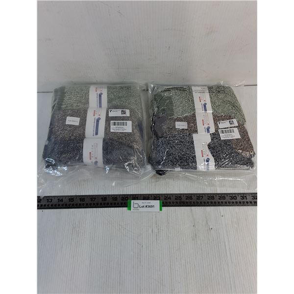 (2) Sealed 6-Packs of Mens Medium Size Socks