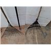 Image 4 : *(5) Rakes & Metal Handle Up to 68"- Cannot Ship
