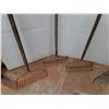 Image 5 : *(5) Rakes & Metal Handle Up to 68"- Cannot Ship