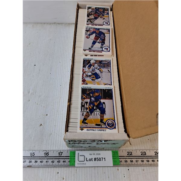 Box of 1990-91 Upper Deck Hockey Cards-Lots of Doubles