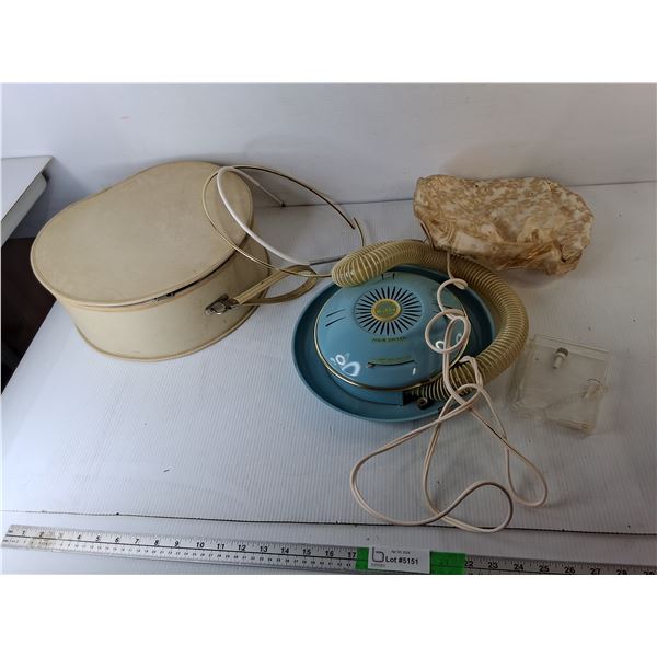 Vintage Berkley Hair Dryer- Powers On & Case