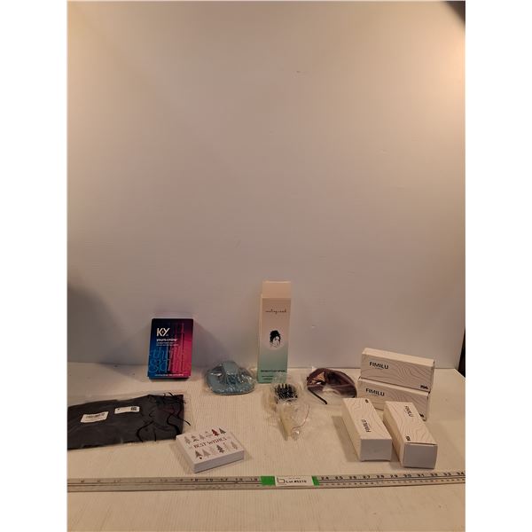 Yours+ Mine, Define Styling Brush, Fimilu Eyewear, Misc