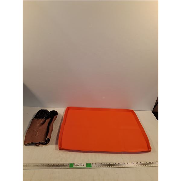 Orange Silicone Mat, Rubber Latex Horse Hoove Props