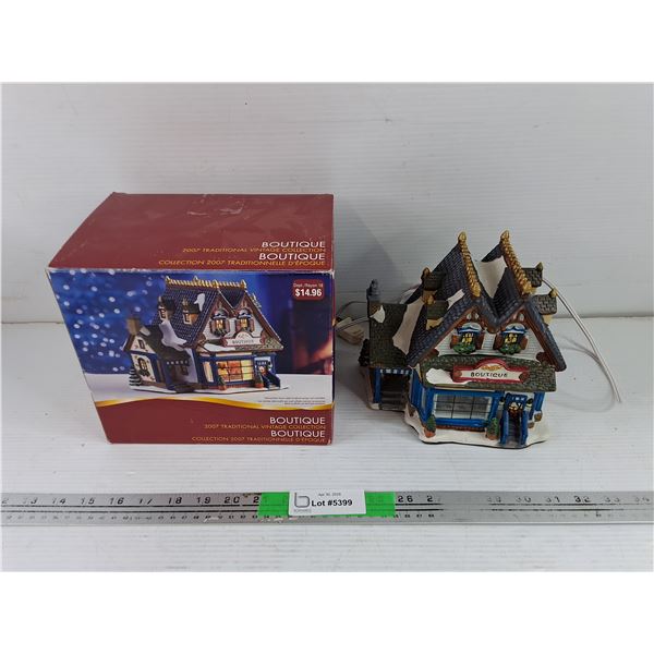 Boutique 2007 Traditional Vintage Light Up House - Powers On, As Is