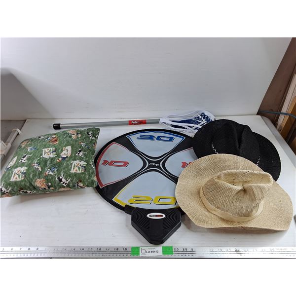 Lacrosse Fiddle Stx, (2) Hats, Pillow 19", Rec Tek Game - As Is - PICK UP ONLY
