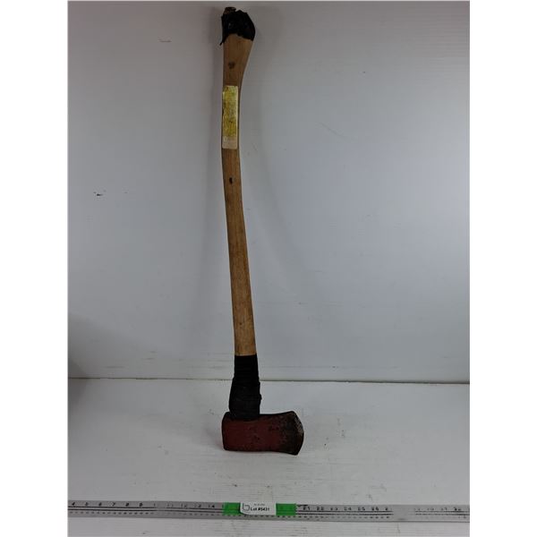 32" Axe - PICK UP ONLY