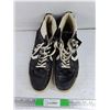 Image 1 : Converse Shoes - Size 11