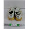 Image 3 : Adidas Yeezy Boost Sneakers - Size 11