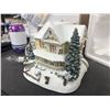 Image 2 : HAWTHORN VILLAGE "VICTORIAN HOMESTEAD" THOMAS KINKADE (WITH LIGHT)