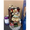 Image 2 : SANTA SCENE, 10.5", DANSON INC.