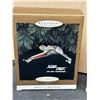 Image 2 : LOT OF 3 STAR TREK "THE NEXT GENERATION" CHRISTMAS ORNAMENTS