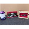 Image 1 : LOT OF 2 STAR TREK CHRISTMAS ORNAMENTS, "NEMESIS" & "FIRST CONTACT"