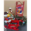 Image 2 : LOT OF ASSORTED CHRISTMAS DECOR