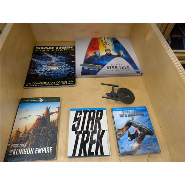 LOT: STAR TREK KELVIN TIMELINE COLLECTION