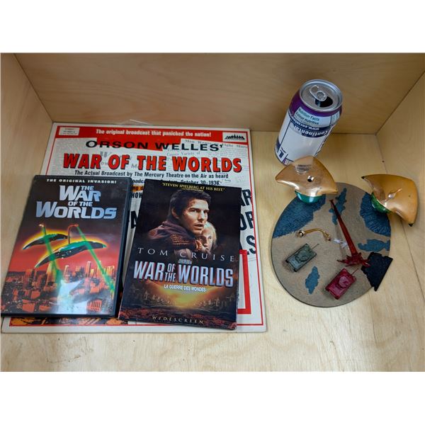 LOT: WAR OF THE WORLDS COLLECTION
