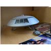 Image 6 : LOT: LOST IN SPACE COLLECTION