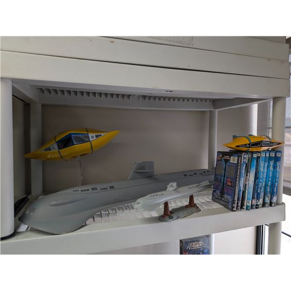 LOT: VOYAGE TO THE BOTTOM OF THE SEA COLLECTION