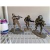 Image 1 : LOT: 3 SOLDIER FIGURINES
