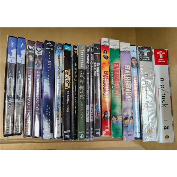 LOT: TELEVISION SEASONS (NOT WHOLE SERIES)