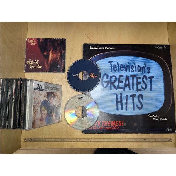 LOT: 10 CDS AND A RECORD