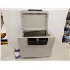 Image 1 : FIREPROOF DOCUMENT SAFE SENTRY 1170