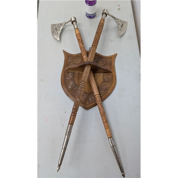 ORNIMENTAL AXES ON CREST
