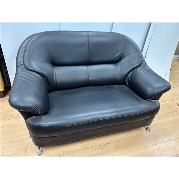 FAUX LEATHER LOVESEAT, 52"