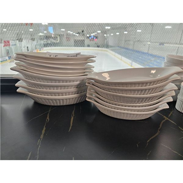 15 White Ceramic Oval Baking Dishes