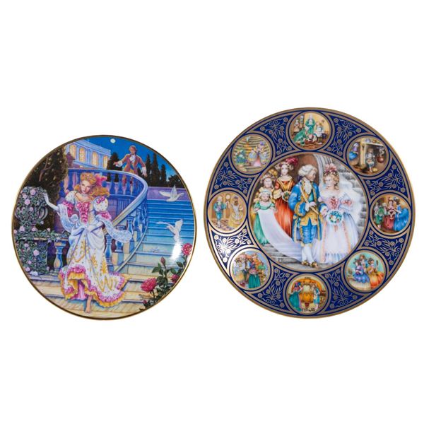 A Pair of Cinderella Decorative Plates.