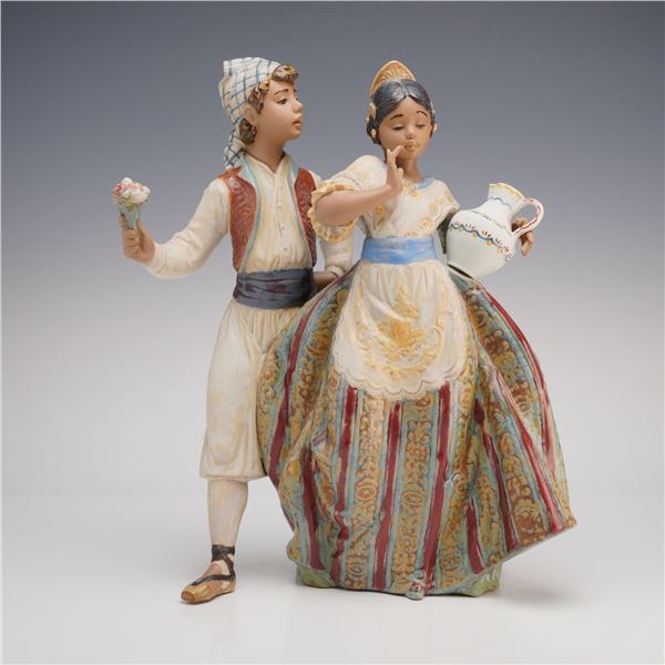 Lladro Valencian Courtship (Cortejo Valenciano) Gres Figurine, Model 2239