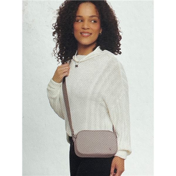 Lole Crossbody Bag, One Size, 1.1L Volume, 100 Percent Recycled Nylon