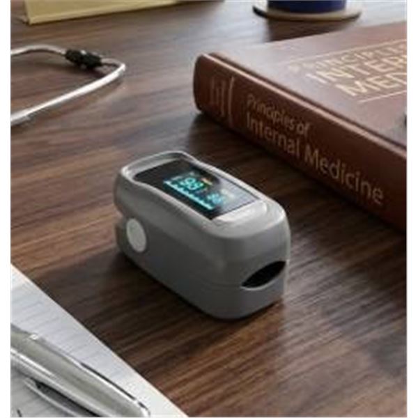 Fingertip Pulse Oximeter With SPO2 And PR Interval Display