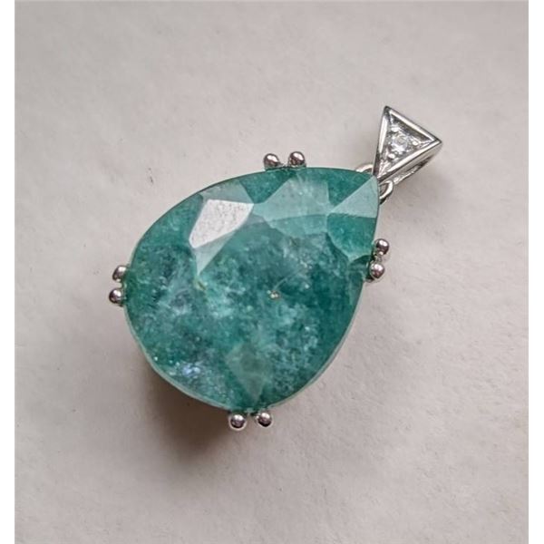 2.8 ct Certified Silver Emerald gemstone Pendant ($5,165 Appraisal)