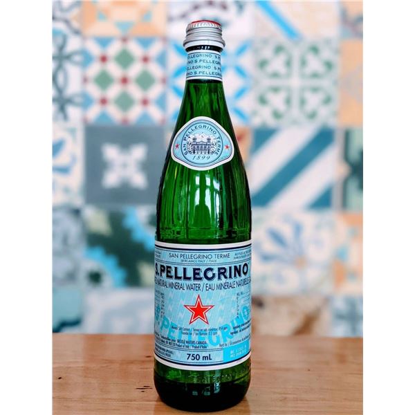 S.Pellegrino Sparkling Natural Mineral Water, 15 x 750ml Bottles