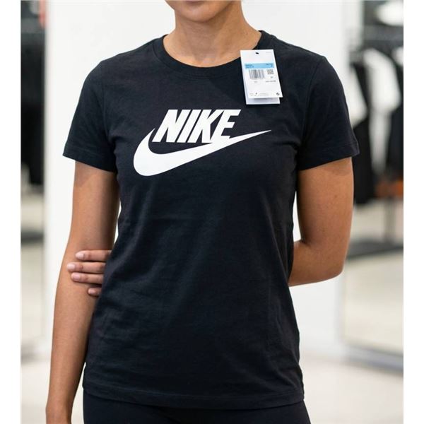 Nike Women’s Black Short Sleeve T-Shirt, Size M