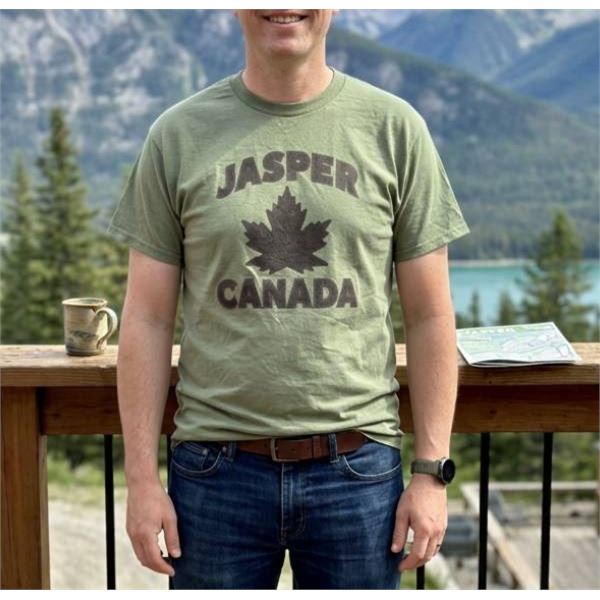 Gildan Heavy Cotton T-Shirt Jasper Canada Design Size Medium