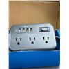 Image 5 : Ntonpower Surge Basic Power Strip 6 Outlets 4 USB Flat Plug