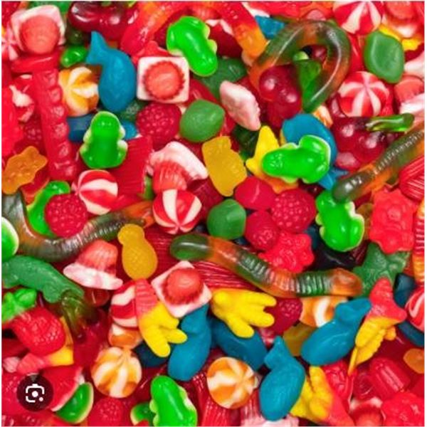 Mondoux Sweet Sixteen Gummy Mix, 135 g Pack, Set of 8