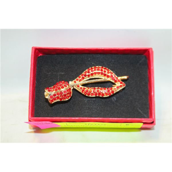 NEW FRENCH-STYLE LIP TULIP BROOCH, SPARKLING RED RHINESTONES 0.59”X2.2”